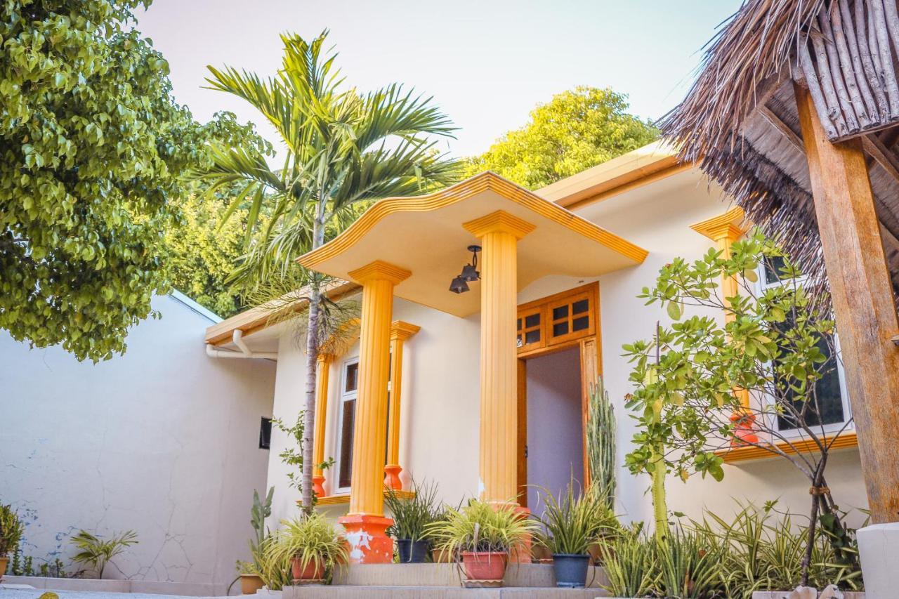 Summer Vibes Beach Front Rasdhoo Exterior photo