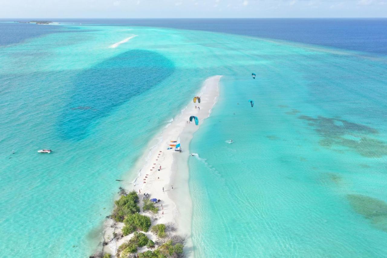 Summer Vibes Beach Front Rasdhoo Exterior photo